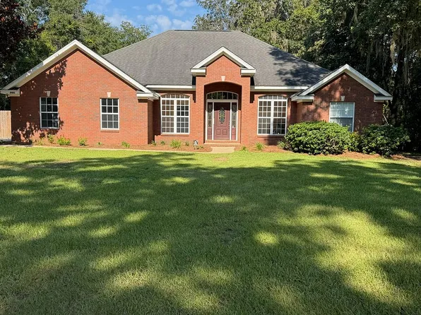 6401 Rolling Hills Dr, Tallahassee, FL 32309