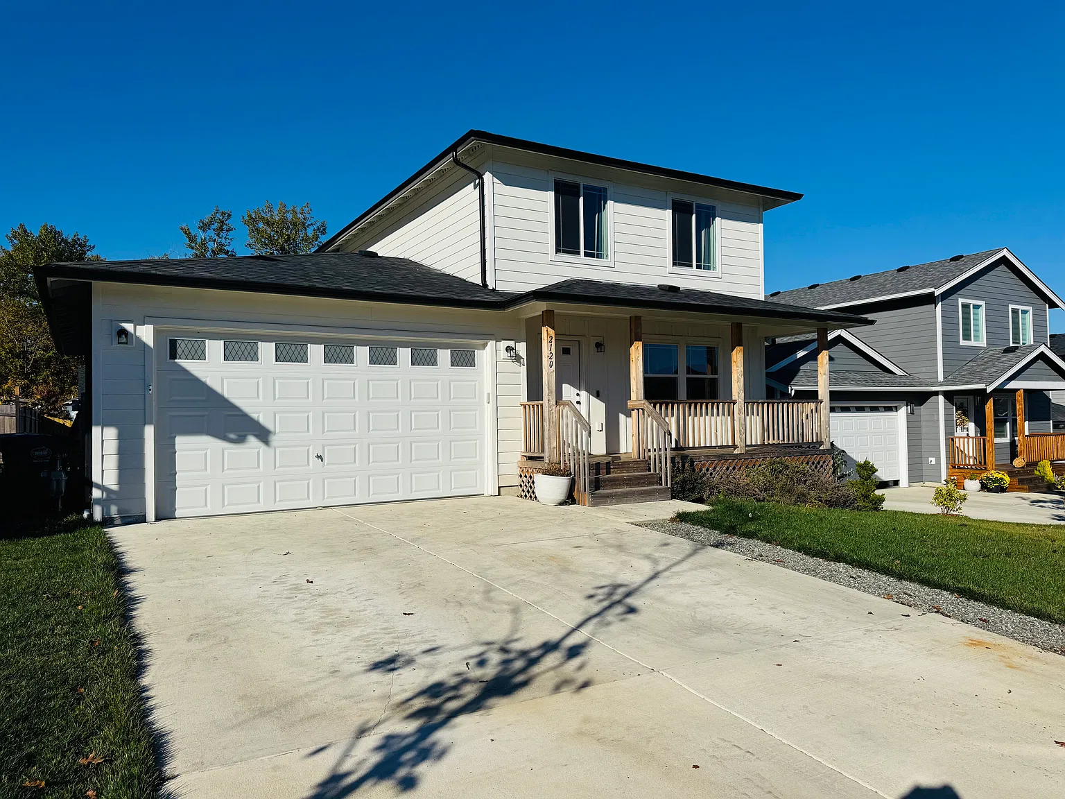 3 bed, 1424 sqft, $2,900 — Photo 1