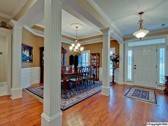 4th image of 2701 Persimmon Pl SE
