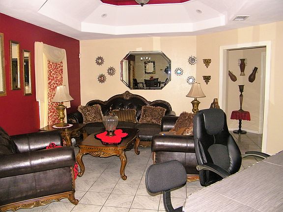 3rd image of 9413 Rockwood Dr