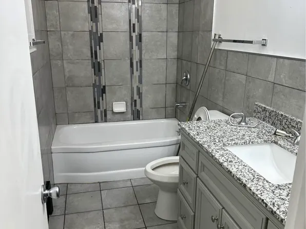 815 W Avon Ln, Lincoln, NE 68505