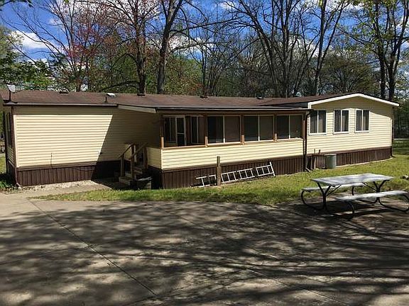 2nd image of 2521 Cherry Grove Ave