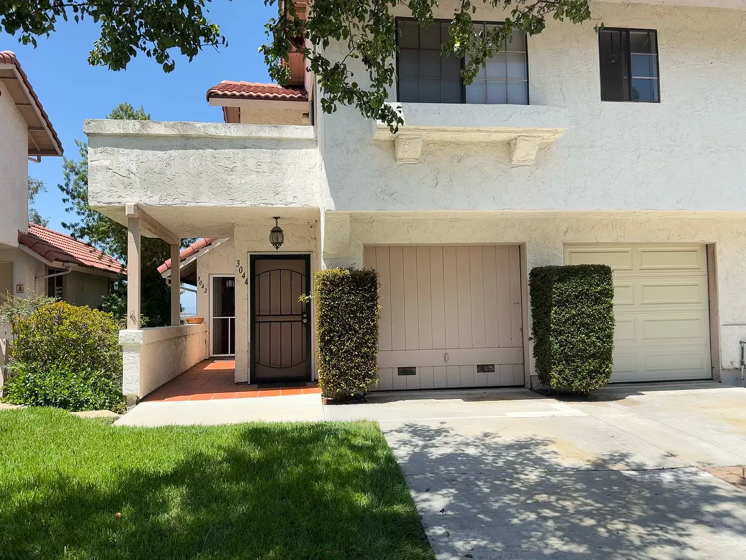 3 bed, 1351 sqft, $3,850 — Photo 1