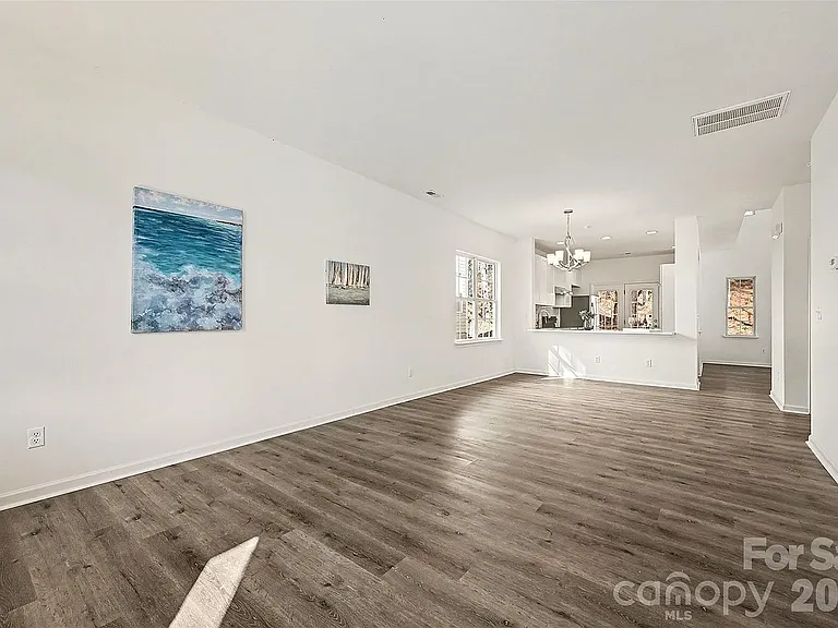 12010 Royal Castle Ct — Photo 2