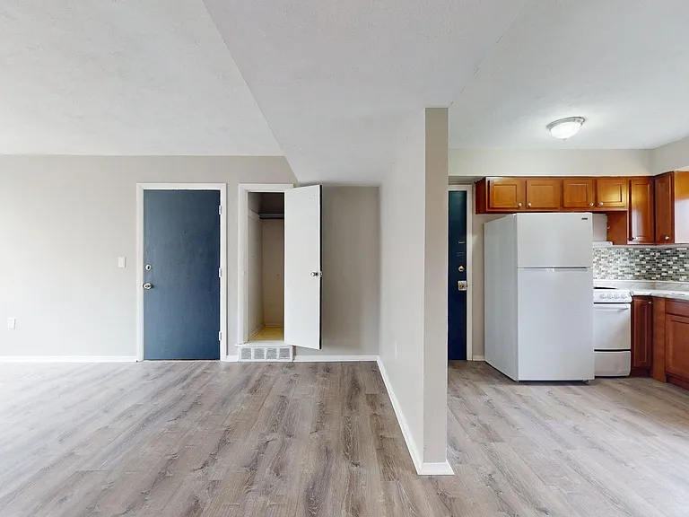 18923 Hilliard Blvd — Photo 23