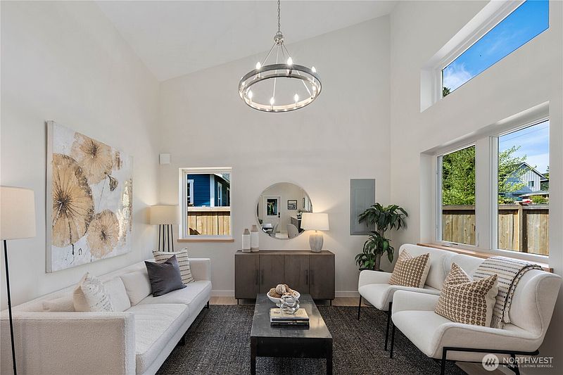 3rd image of 8627 30th Avenue SW