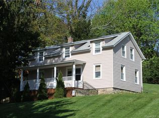 40 Cherry St, Branford, CT 06405