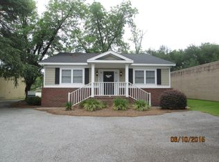 2105 Dawson Rd, Albany, GA 31707