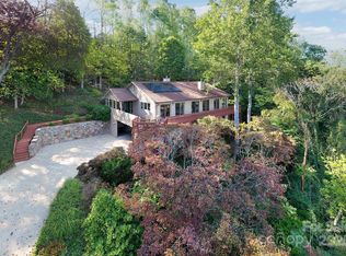 9 Sandon Cir, Asheville, NC 28804
