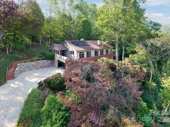 9 Sandon Cir, Asheville, NC 28804