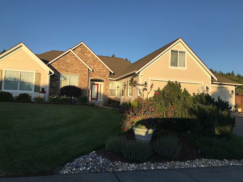 1st image of 2241 Newton Dr SE
