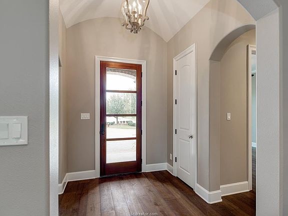 5th image of 5024 Portofino (pvt) Dr