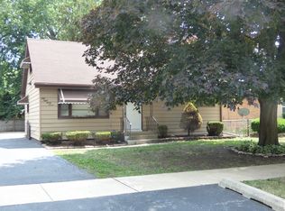 5837 W 81st Pl, Burbank, IL 60459