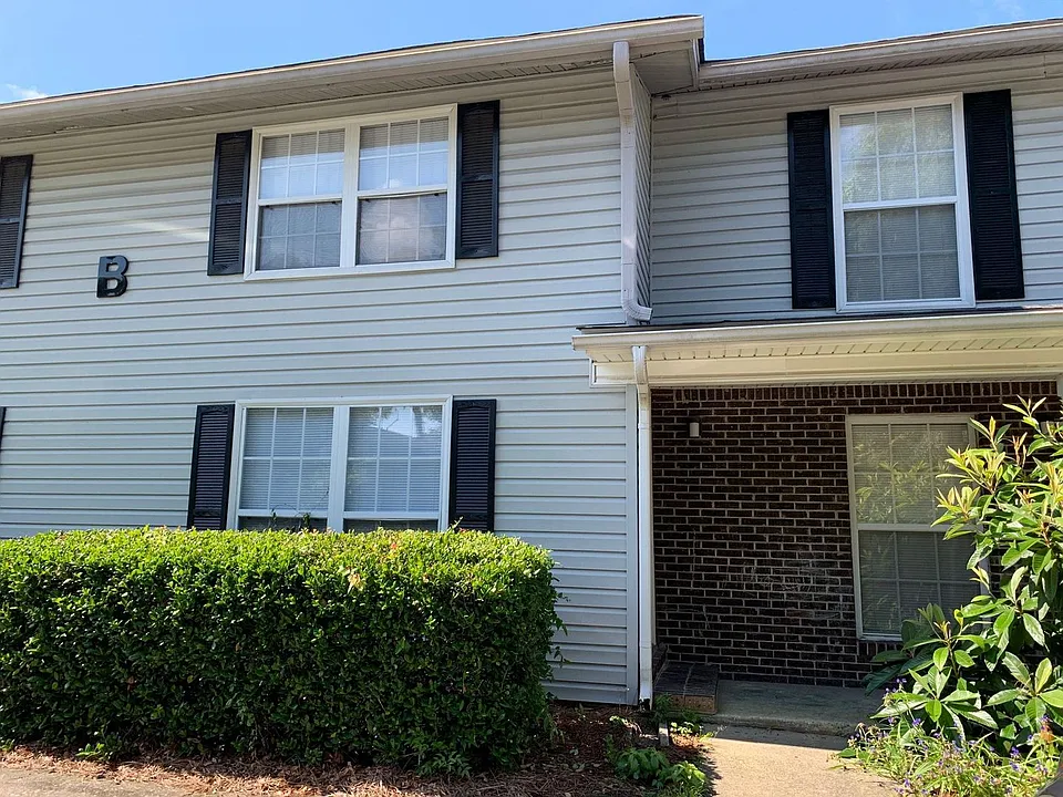 2494 Etiwan Ave #B10