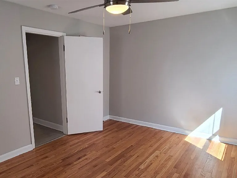 Edroy Court — Photo 22