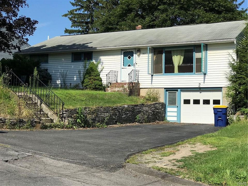 1st image of 305 Mansfield Dr