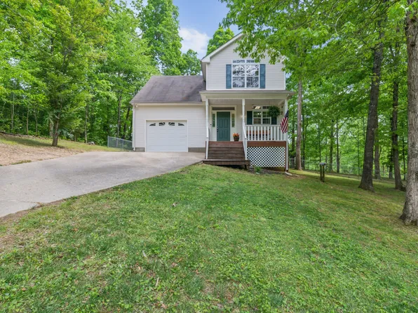 1005 Lauren Cir, Burns, TN 37029