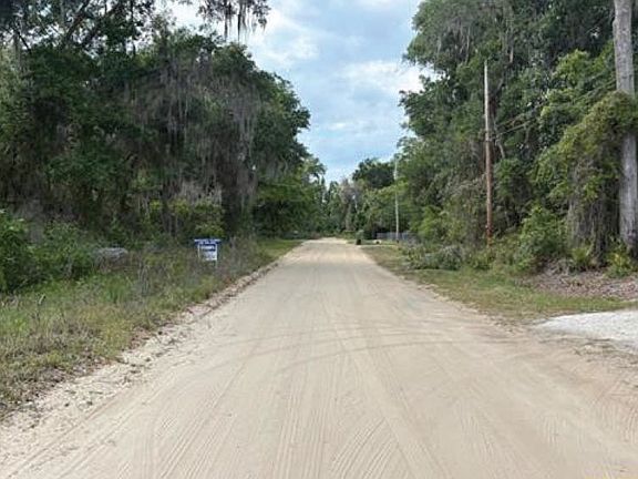 4th image of 107 Woodlawn Rd