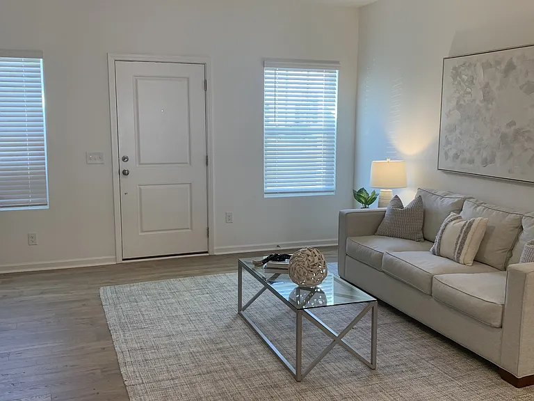 230 Banbury Dr #63 — Photo 2