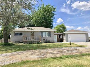 7025 Waverly Rd, Cedar Falls, IA 50613