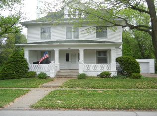 405 S Rutherford St, Macon, MO 63552