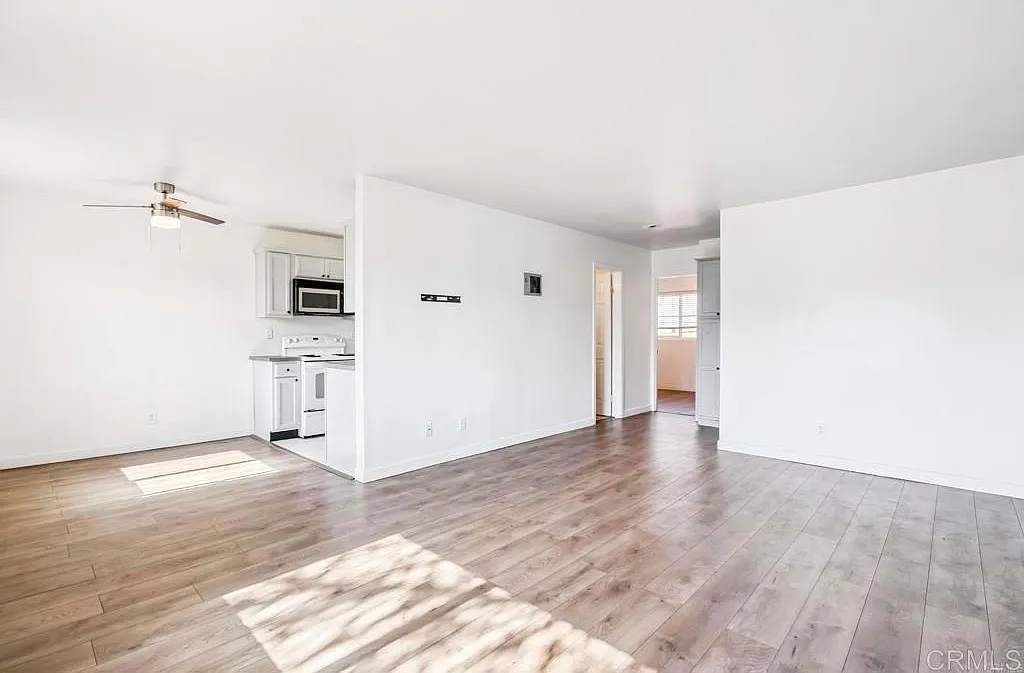 2 bed, 753 sqft, $2,399 — Photo 1