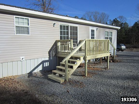3rd image of 100 Littafatchee Dr
