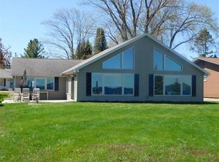 810 W Lake St, Spruce, MI 48762