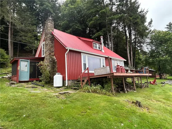 507 Buckhorn Lake Rd, Unadilla, NY 13849