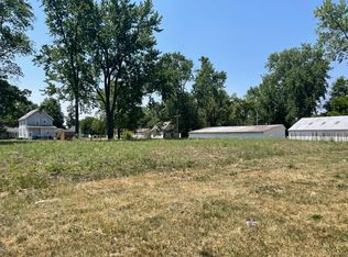 811 E McKinley St, Pontiac, IL 61764