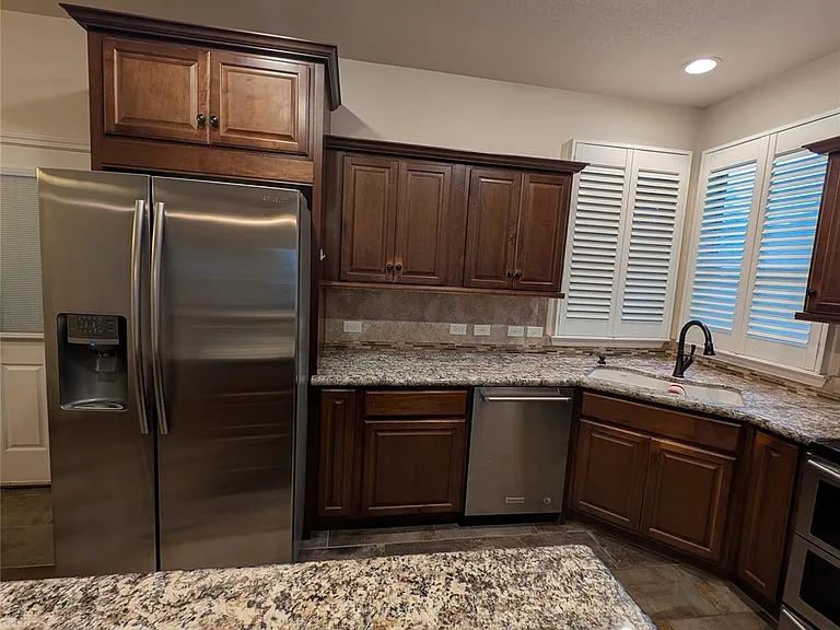 14156 Shadow Bay Dr — Photo 5
