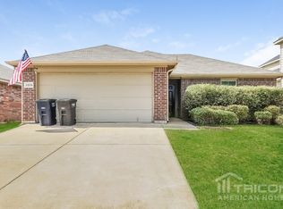 12216 Hunters Crossing Ln, Burleson, TX 76028