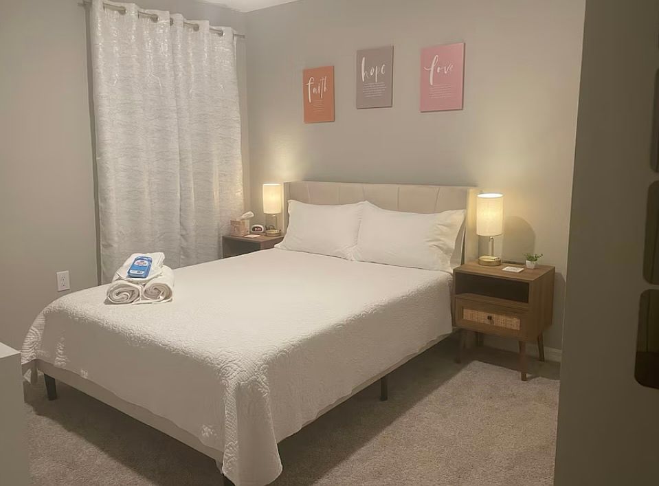 2nd image of 315 Lily Ln #2