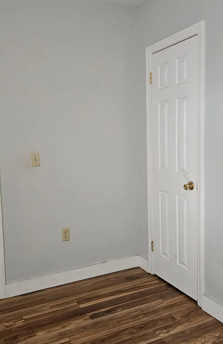 4 bed, 1.5 bath, $2,000 — Photo 3