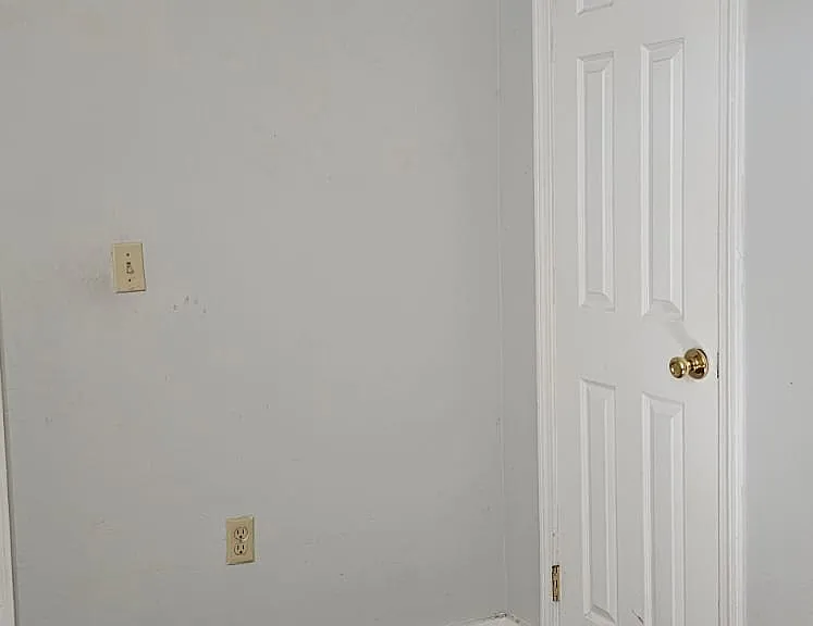 104-106 Beech St #1R — Photo 3
