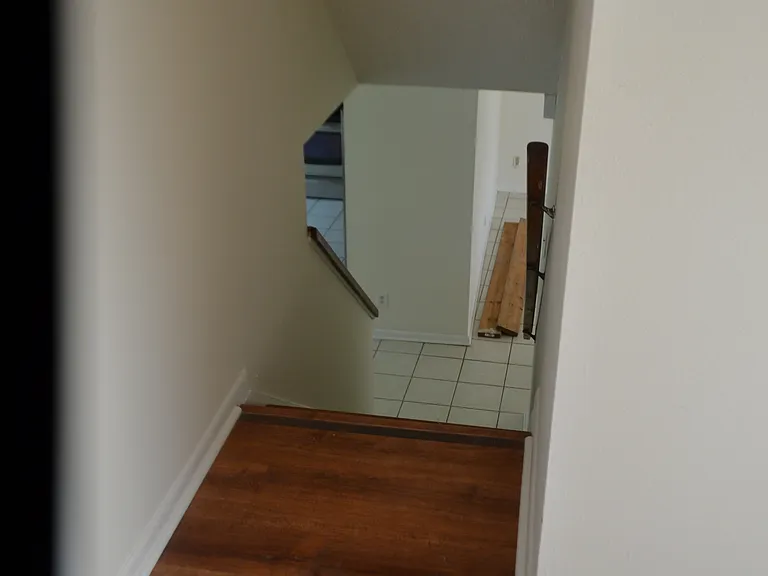 16510 Norwood Dr — Photo 10