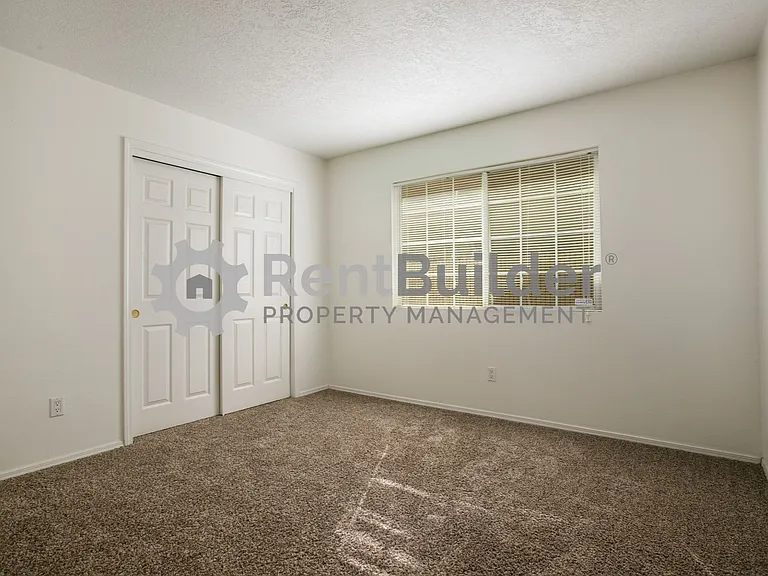 10749 Capricorn Pl NW — Photo 18