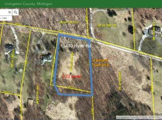 13450 Hyde Rd, Hartland, MI 48353