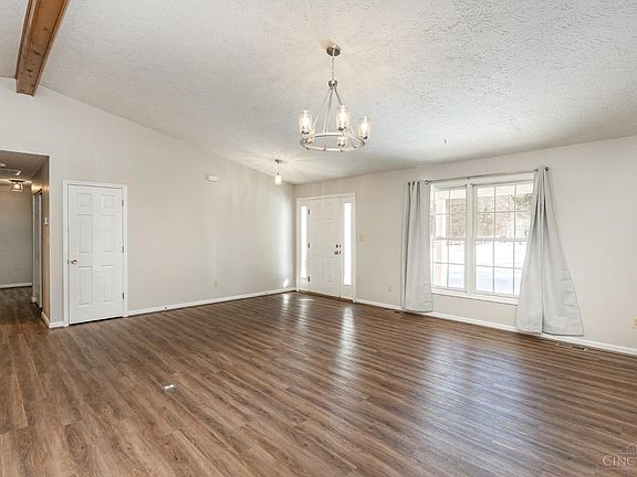 4th image of 16025 Colonial Dr