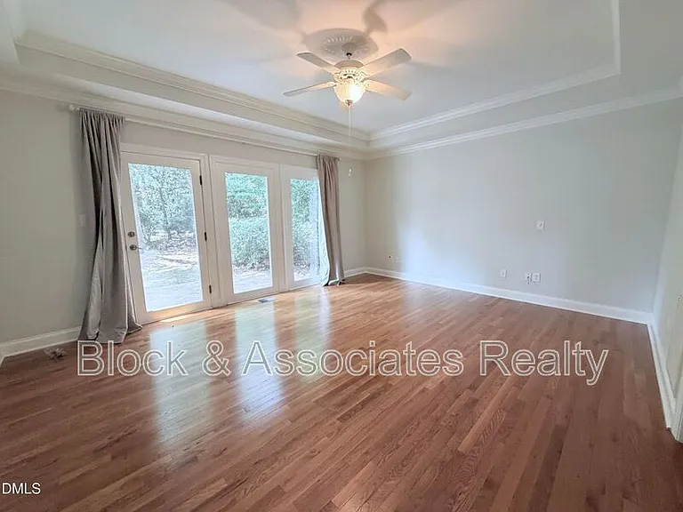 73201 Burrington — Photo 7