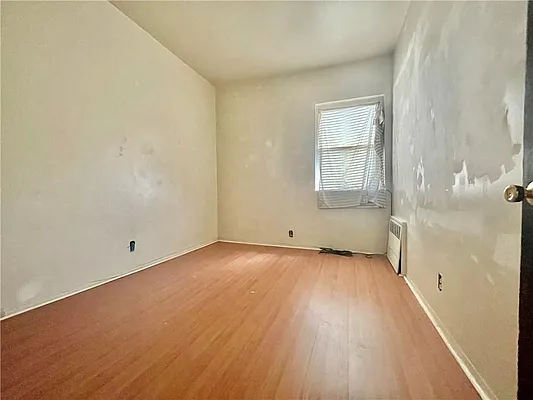 Sold by Remax Real Estate Professionals | media 10