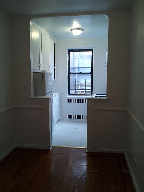 2nd image of 200 Haven Ave APT 3M