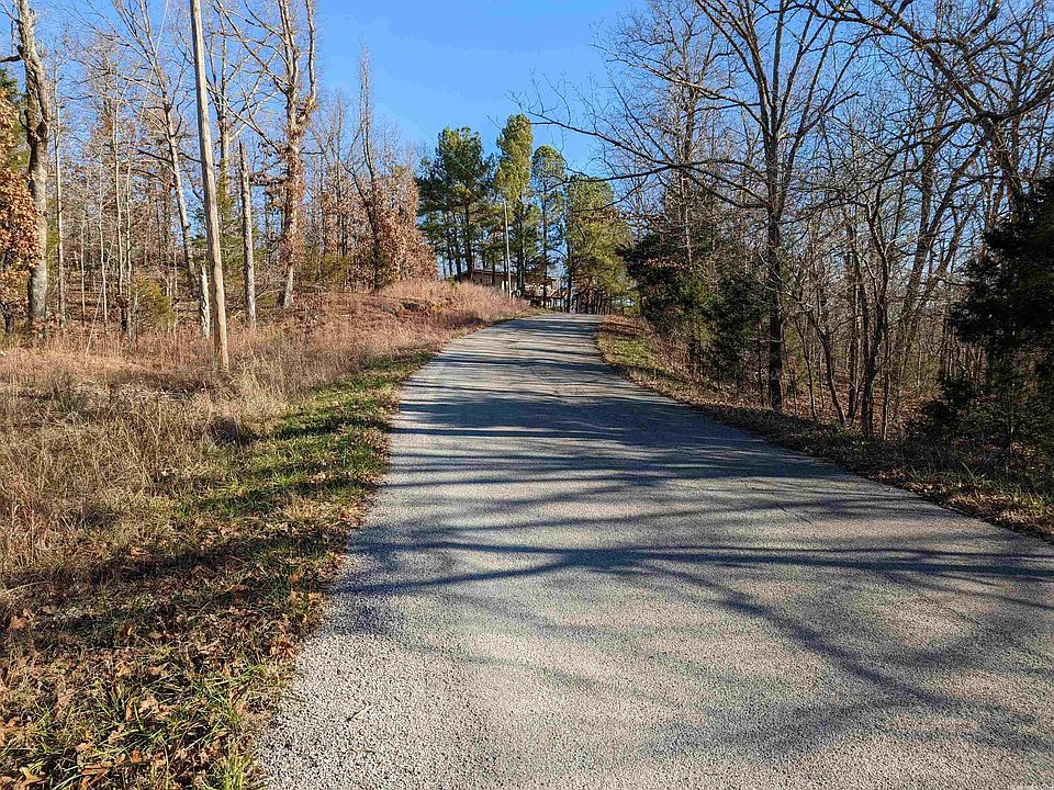 1st image of 20 Iuka Dr