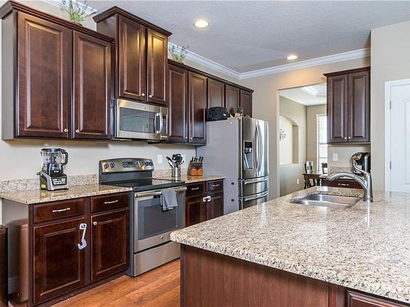 4th image of 14233 Alistar Manor Dr