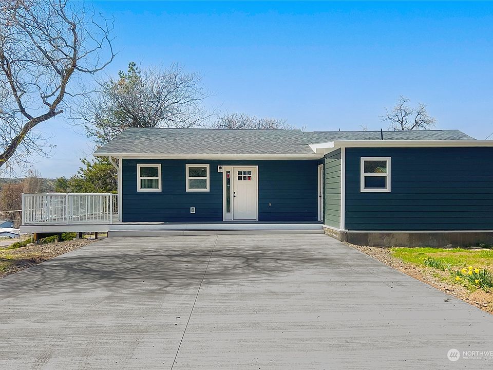 1st image of 3 Schreiber Avenue