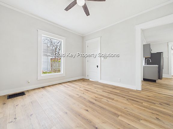 3rd image of 2420 Jackson St