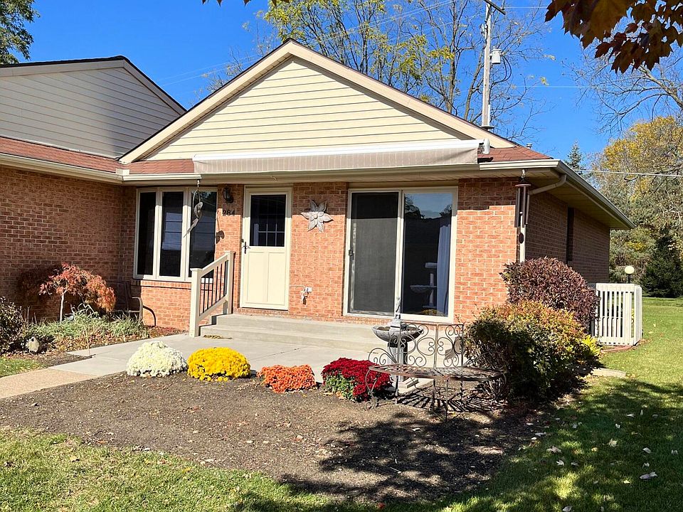 1st image of 284 N Bonnie Brook Dr