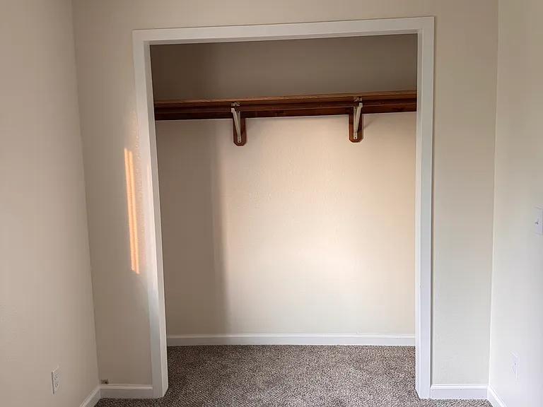 4002 Lakeview Dr #2 — Photo 9