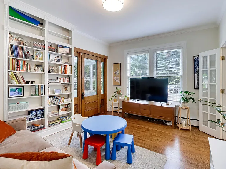 1911 Colfax St — Photo 13