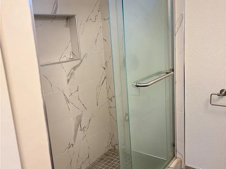 1222 S Gladys Ave #A — Photo 16